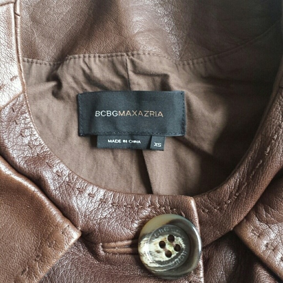 BcbgMaxazria Brown leather jacket cropped soft buttons elegant classic size XS - Picture 3 of 13